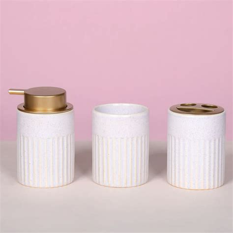 Bath Basket Hamper Set Online - Premium Gift Hamper | Nestasia