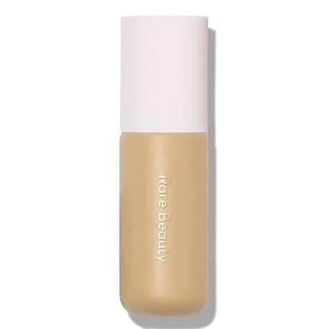 26 Best Lightweight Foundations For A Fresh, Healthy Finish | Glamour UK