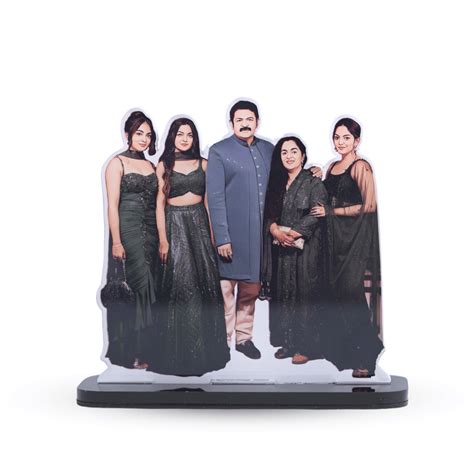 Personalised Family Minify | 5 family members – Klaybox