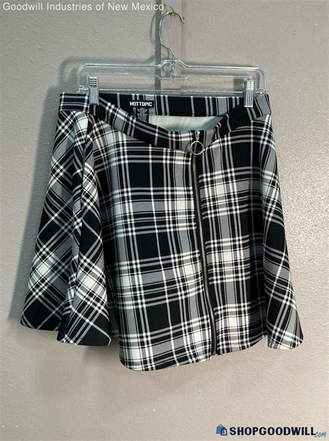 Hot Topic White / Black - Plaid Skirt - Size Xl | ShopGoodwill.com