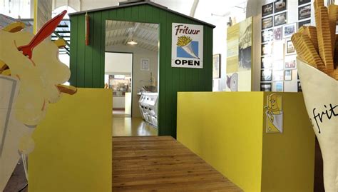 Entrada al Frietmuseum, el Museo de las Patatas Fritas de Brujas ...