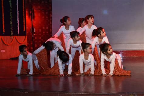 Grade 1 Tribute to Gandhi - Kothari International School