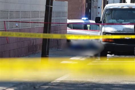 En Edomex encuentran a cinco cuerpos dentro de una camioneta de lujo ...