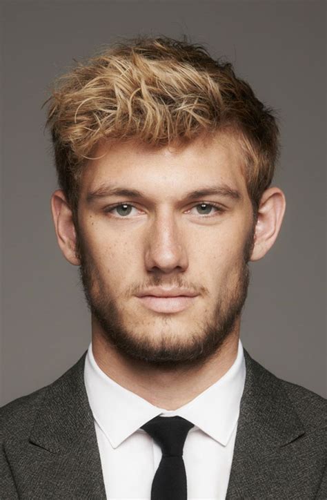 Alex Pettyfer | Blonde guys, Blonde hair brown eyes, Short blonde hair