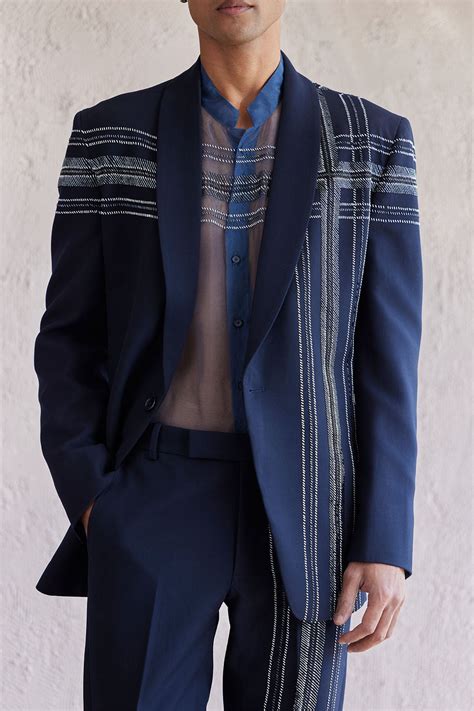 Perugia Tuxedo