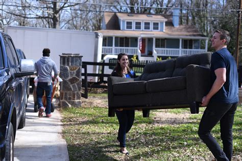 Goodwill now offers donation pick-ups near Concord, Manchester NH - Goodwill NNE