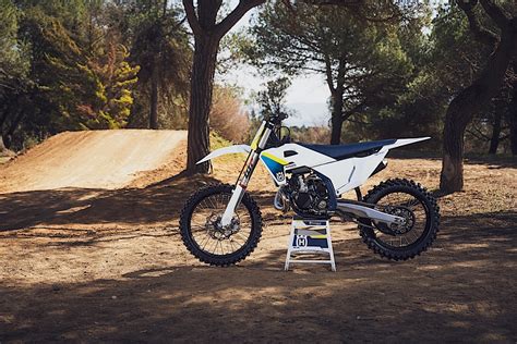 Husqvarna Motocross Bikes Get a Tad Meaner for the 2025 Model Year ...