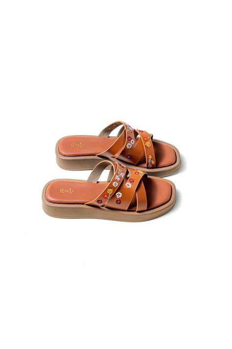Buy Handcrafted Brown Tan Fan Sliders Online - Platforms - Nur