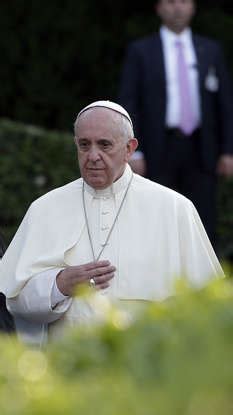 5 inspiring quotes by Pope Francis