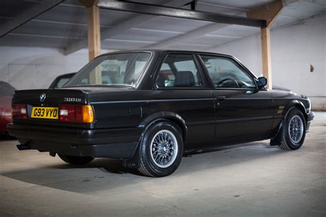 1990 BMW 318is E30 - Wizard Sports & Classics Car Sales | Cheshire UK