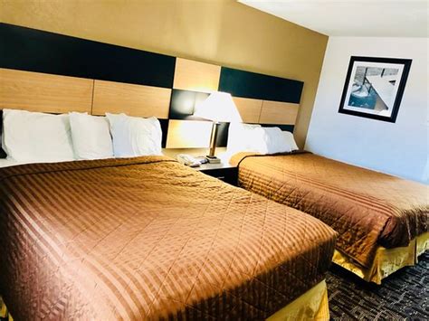 EASTERN INN (Buzzards Bay, MA - Cape Cod) - Hotel Reviews, Photos, Rate ...