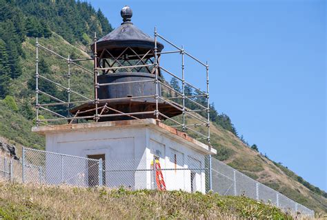 Punta Gorda Lighthouse, California at Lighthousefriends.com