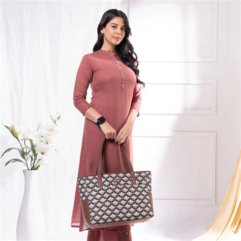 Taj Guldasta Diaper Bag