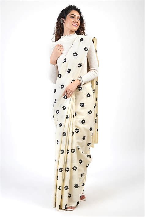 Teejh Arya Black and Cream Cotton Saree with Blouse Piece