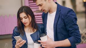 Is Your Partner Controlling You? Here Are 7 Signs You Shouldn't Ignore