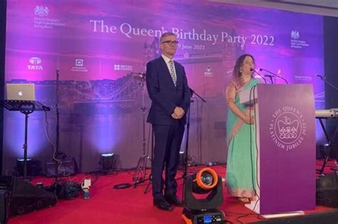 Queen's birthday celebration in B'luru brings bigwigs under one roof ...