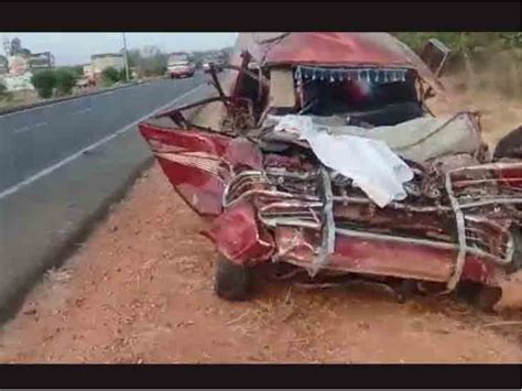 બેંગ્લુરુ-મેંગલુરુ રાષ્ટ્રીય ધોરીમાર્ગ પર અકસ્માતઃ 12 લોકોના ઘટના સ્થળે ...