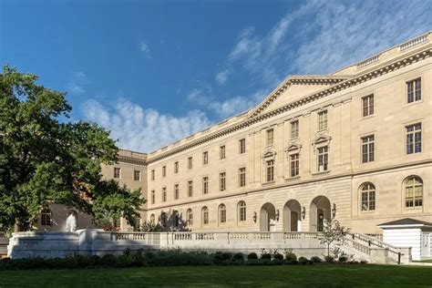 Senate Simple Drawing 的图像结果