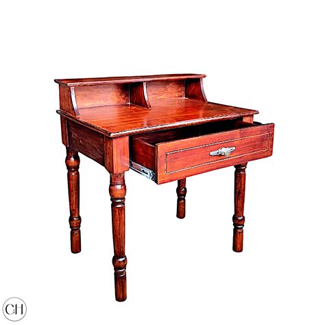 Mira - Solid Wood Writing Desk in Vintage Design – CustHum