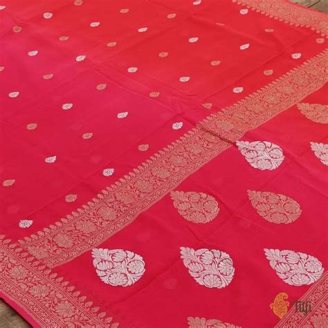 Red-Pink Ombr√© Pure Chiffon Georgette Banarasi Handloom Saree - Tilfi