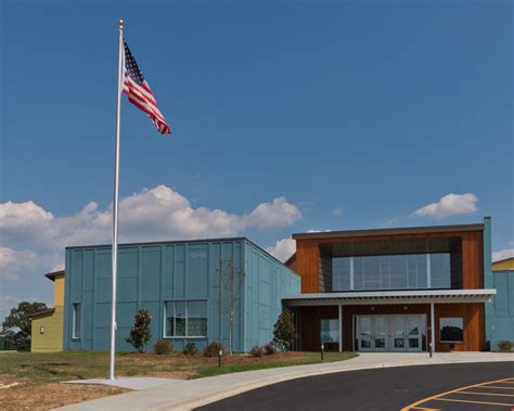 Carolina International School Starts School Year on a New Campus | Edifice