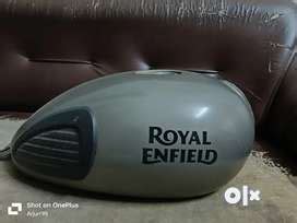 Royal Enfield Tank - Buy & Sell Spare Parts Online in India | OLX