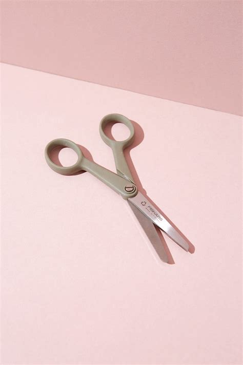 Kinder Bastelschere (Fiskars) – WE LIKE MONDAYS