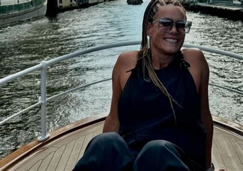 Deisy Arvelo a los 46, Un Ícono de Belleza y Talento que Desafía el ...