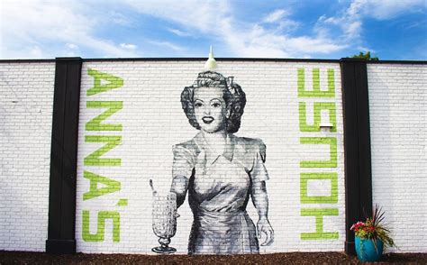 Anna’s House Office Photos