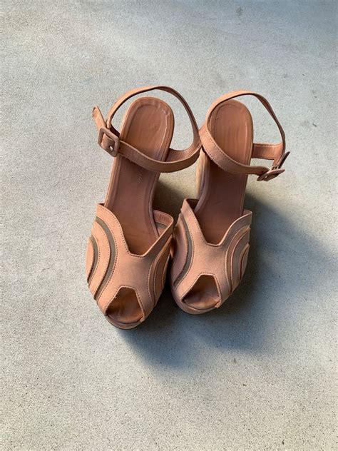 made in france‼︎ "BARNEYS NEWYORK" Robert Clergerie back strap wedge ...