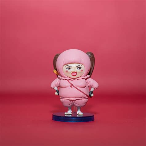 One Piece World Collectible Figure - Shinobu Figure by Banpresto – Wizplex