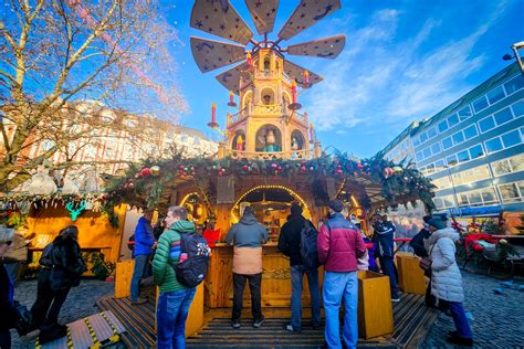 UMVA - UNLOCK Germany's Christmas Magic: Travel HACK Revealed!