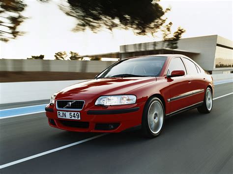 Volvo S60R photos - PhotoGallery with 18 pics| CarsBase.com