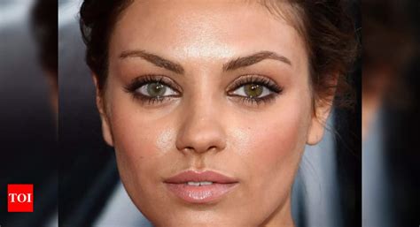 Busting the myths about contact lenses - Times of India