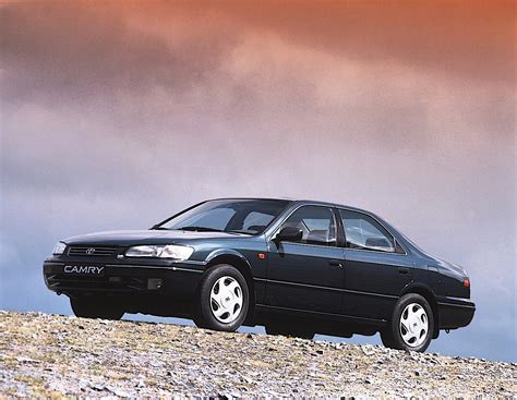 TOYOTA Camry Specs, Performance & Photos - 1997, 1998, 1999, 2000, 2001 - autoevolution