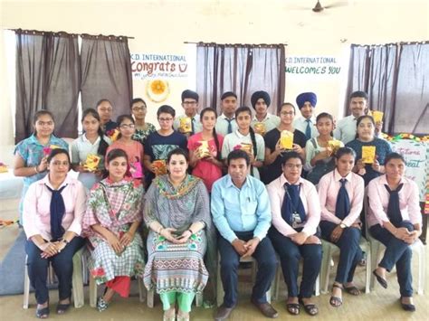 केडी इंटरनेशनल स्कूल के नतीजे रहे शानदार - Results of 12th class of KD ...