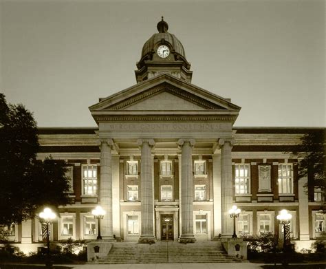 Locations Hub - Mercer County Courthouse