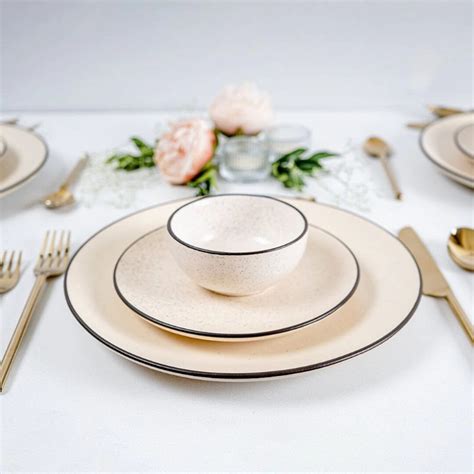Buy Classic Dinner Set online from Amruk