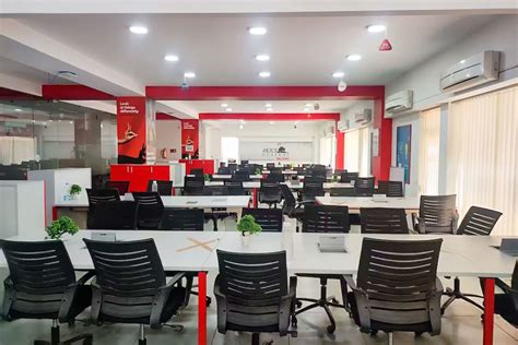 Oyo Workflo Mayuransh Elanza at INR 250/day - Coworking Space for a Day ...
