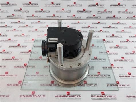 Leybold Turbo-guard 3 Vacuum Control Turbovac 1100 C 55Vac – Aeliya Marine