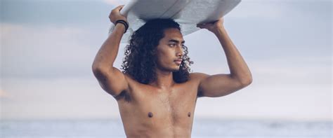 Best Long Hairstyles For Men In 2020: Man Buns, Braids and More