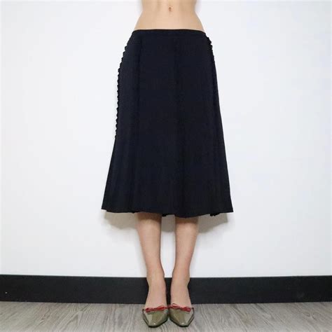 Max Mara Women's Black Skirt | Depop