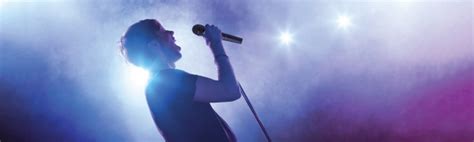 AKG WMS40 Mini Vocal Set Band-ISM1 Wireless System : Amazon.in: Musical ...