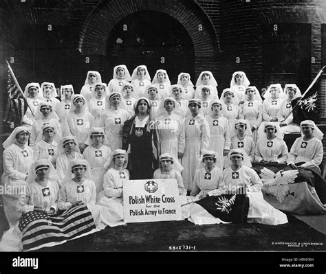 Nurses world war 1 hi-res stock photography and images - Alamy
