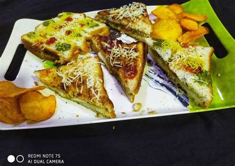 Veg Grilled Sandwich Recipe by Rubina Dodhia - Cookpad