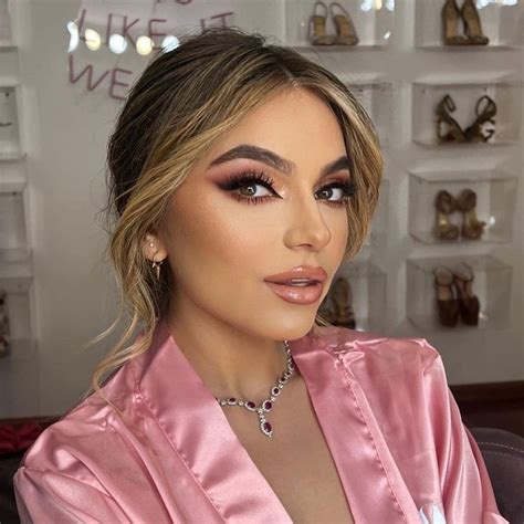 Los looks de las invitadas en la boda de Sofía Castro | ¡HOLA!