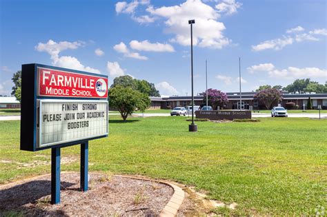 Farmville, NC City Guide | About Living in Farmville - Homes.com