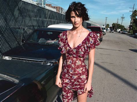 Bridget Moynahan Hot Pictures, Photo Gallery & Wallpapers