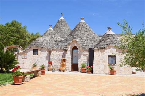 BED & BREAKFAST LA ROSA DEI TRULLI (Alberobello, Puglia, Italy) - B&B ...
