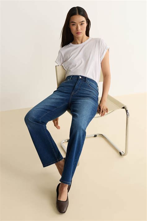 ASE - STRAIGHT JEANS | ROLLING RIVER